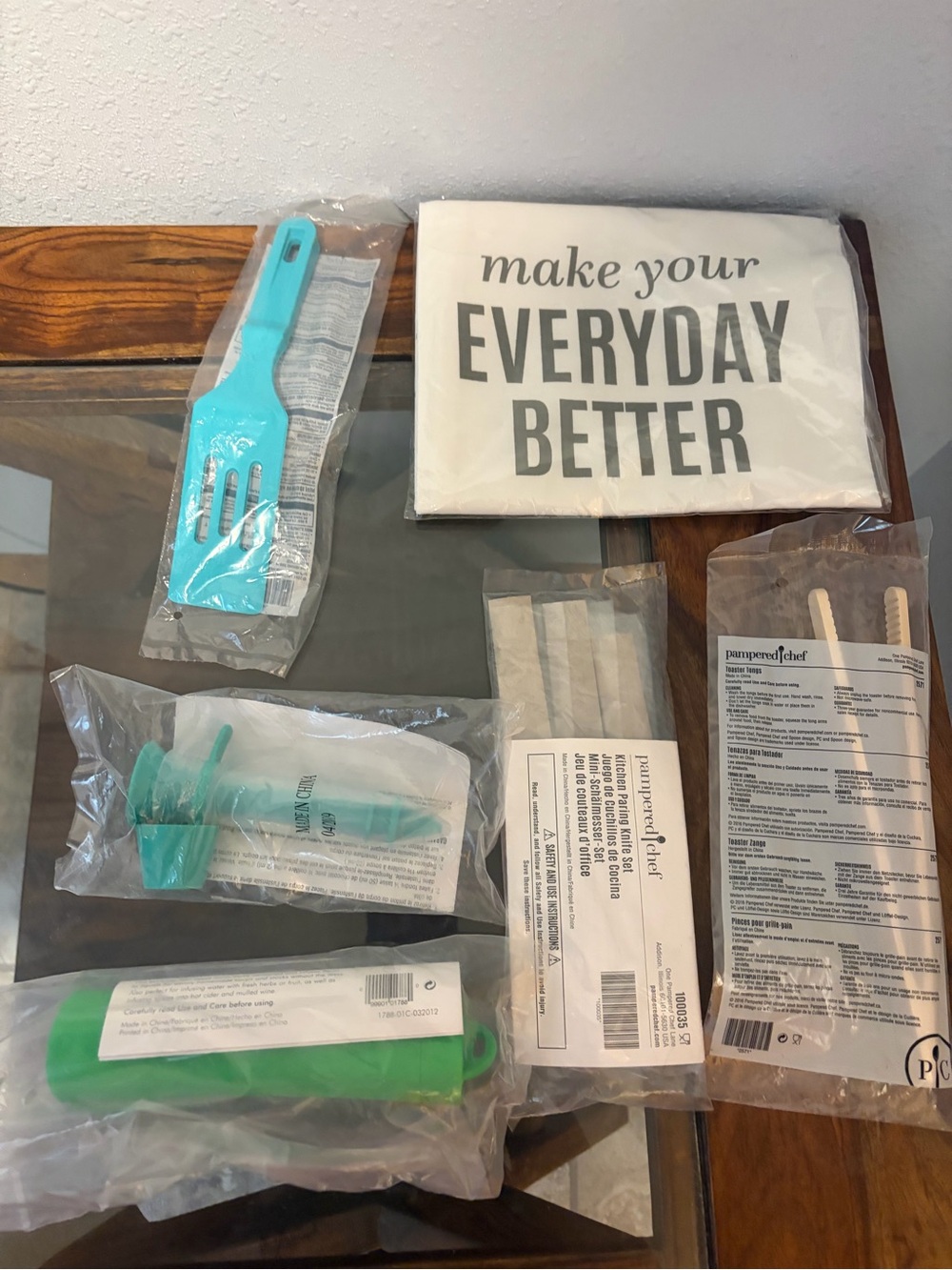 Pampered Chef Aqua and Green Silicone Baking Tool Kit